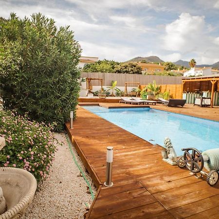 Chic Guesthouse Alhaurin de la Torre Bagian luar foto