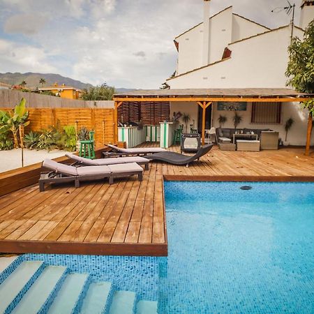 Chic Guesthouse Alhaurin de la Torre Bagian luar foto